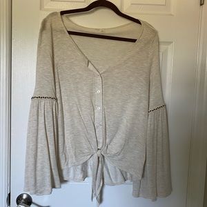 Bell sleeve hippie top